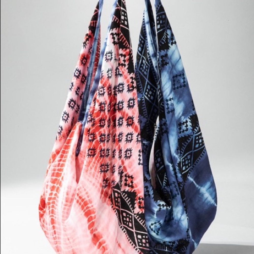 Multi colored and print fine cotton boho bag. - Picture 3 of 7